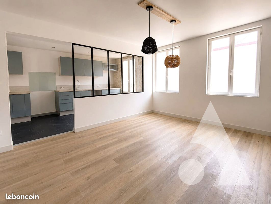 Maison 4 pièces 82 m² · à Pierrefonds · 82 m² · 220 000 €