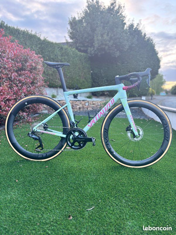 Vélo de route Specialized Tarmac SL8 (image 2)
