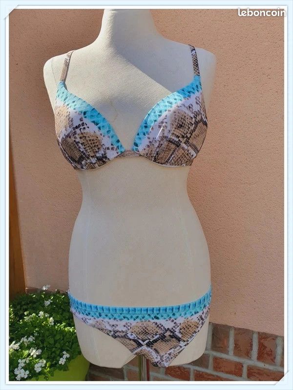 Maillot De Bain Une Pièce Chantelle - Couleur Prune, Tailles 90C/E, Neuf Avec étiquettes