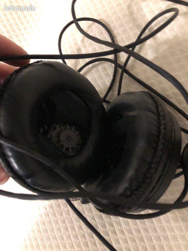 Casque audio AKG 280 parabolic (image 2)
