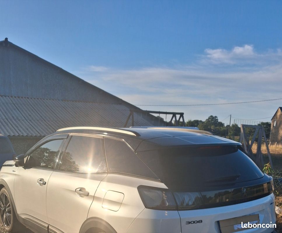 PEUGEOT 3008 HYBRID ESSENCE 225.BV.e.EAT8 II GT pack PHASE 2 (image 3)