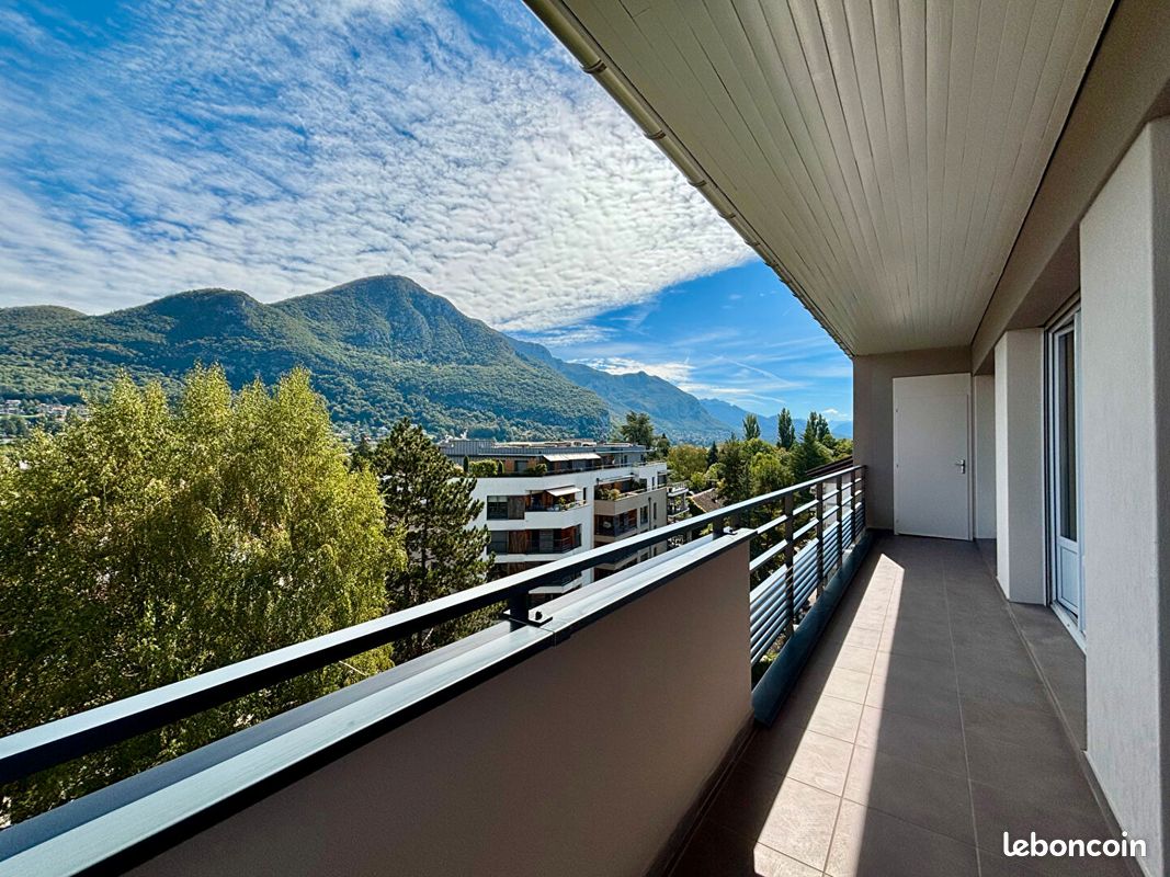 Appartement 3 pièces 96 m² · à Annecy · 96 m² · 2 350 €/mois