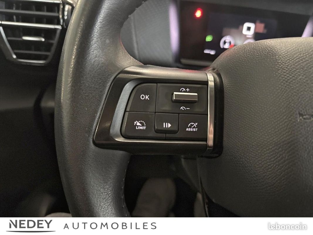 Citroen C4 PureTech 130ch S&S C-Series (image 22)