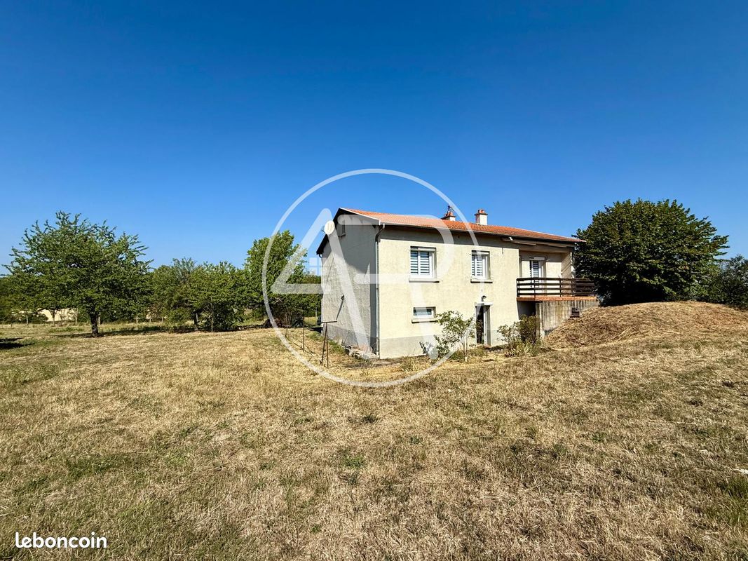 Maison 5 pièces 100 m² · à Vergongheon · 100 m² · 146 340 €