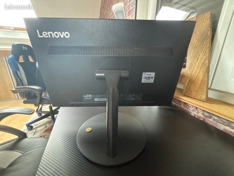 Setup (pc,clavier,souris,table haute ou bureau gaming…) (image 13)
