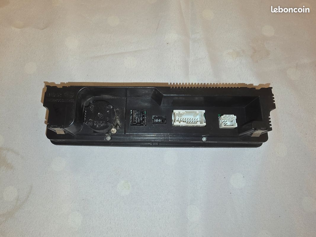 Commande de chauffage climatisation BMW Serie 3 E46 - Équipement auto