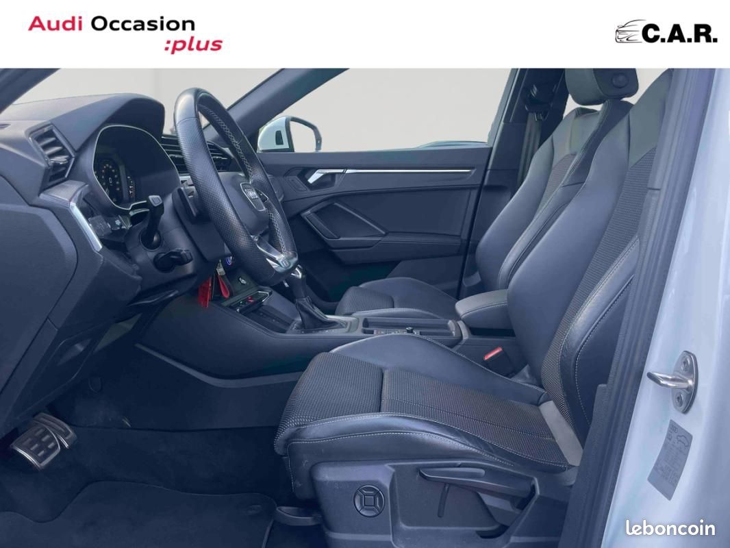 Audi Q3 45 TFSIe 245 ch S tronic 6 S line (image 11)