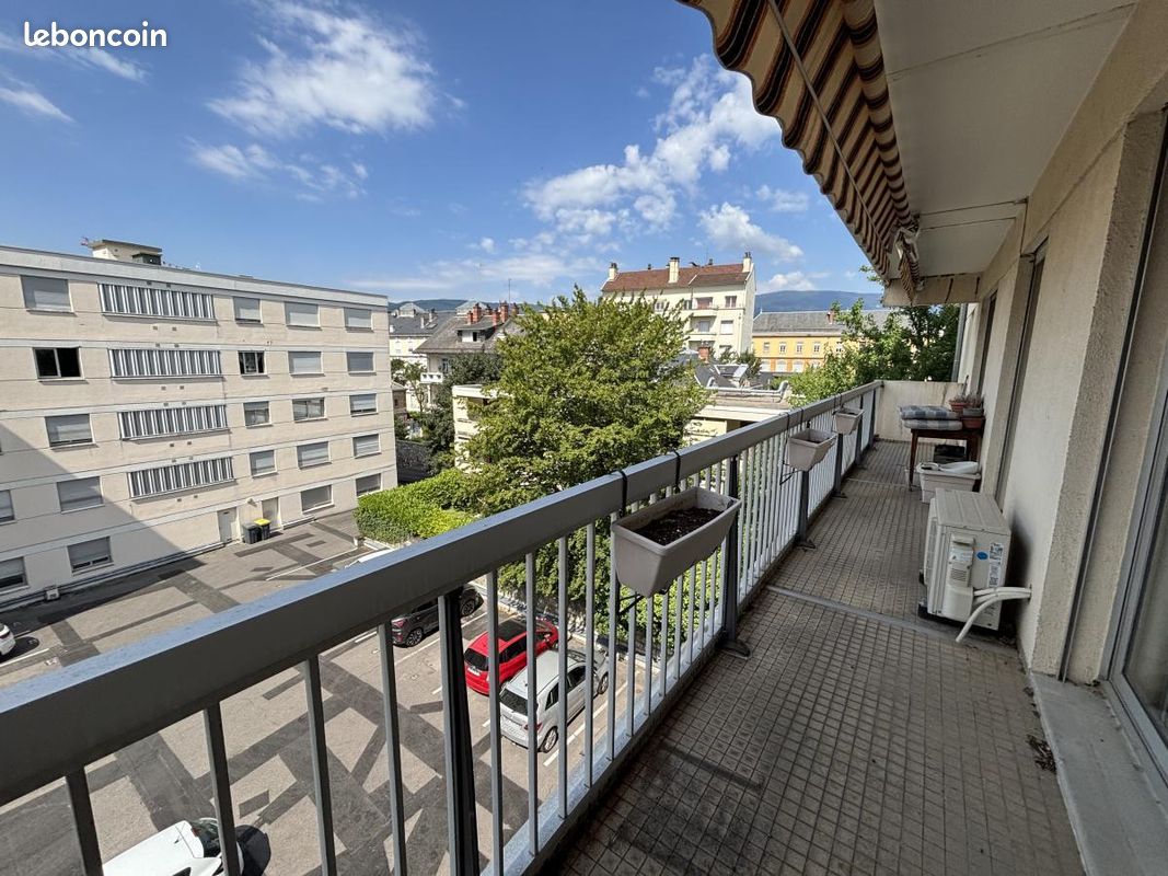 Appartement 5 pièces 101 m² · à Chambéry · 101 m² · 335 000 €