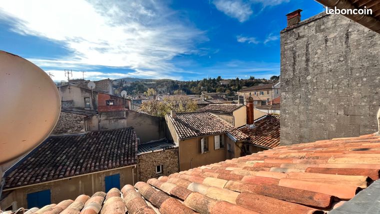 Immeuble 13 pièces 375 m²