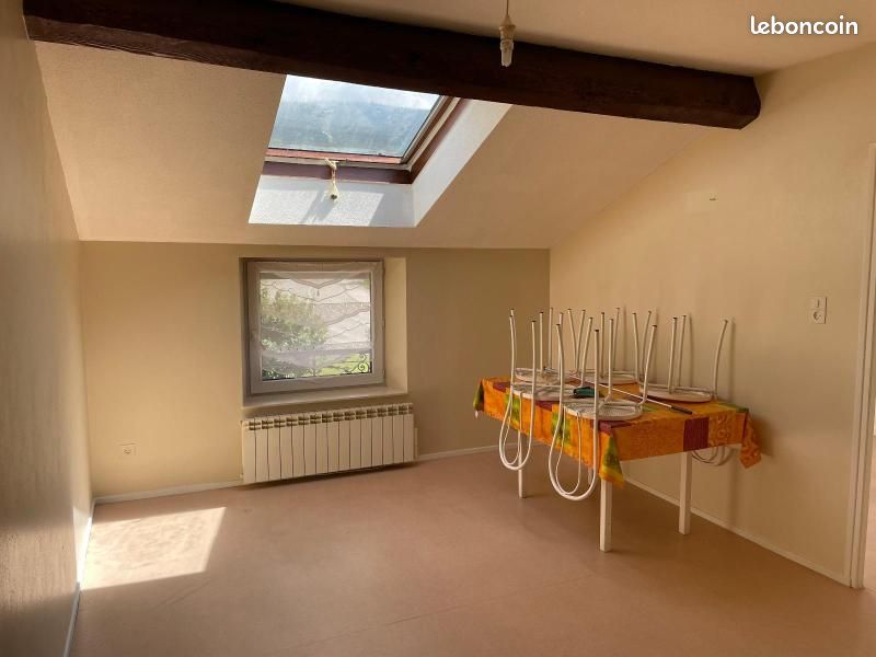Appartement 1 pièce 30 m² · à Bellignat · 30 m² · 386 €/mois