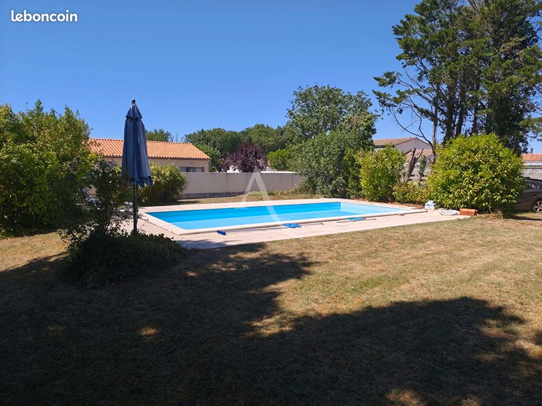 Terrain 570 m² · à Rochefort · 570 m² · 150 520 €