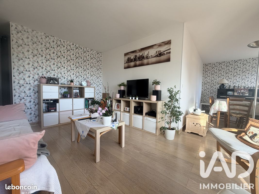 Appartement 4 pièces 74 m² · au Mée-sur-Seine · 74 m² · 150 000 €