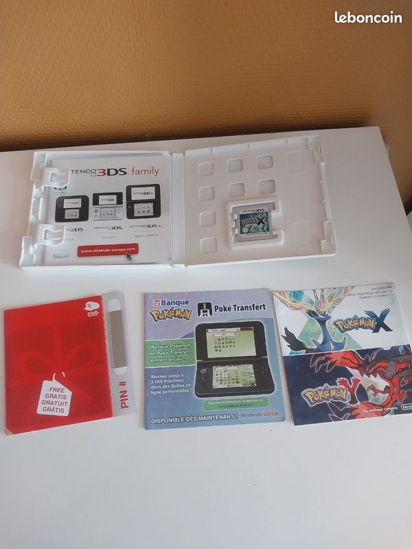 Pack Collector Nintendo 2DS Rouge/Blanc + Pokémon X [CIB] (image 10)