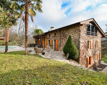 Maison 1 146 000 € - 221 m²
