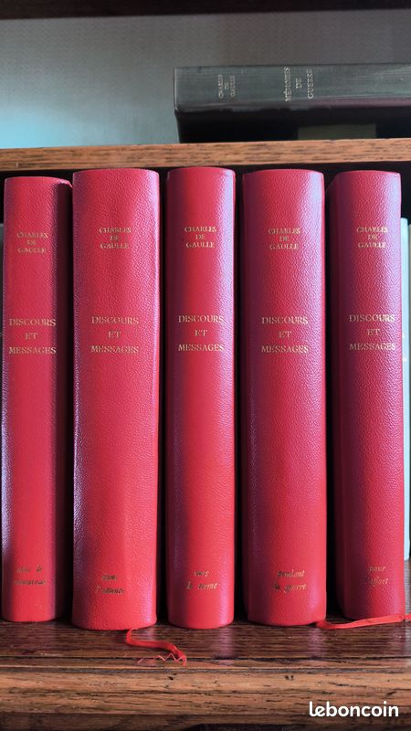 Vends livre Charles de Gaulle (image 1)