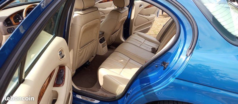 Vends voiture Jaguar S Type 2007 (image 4)