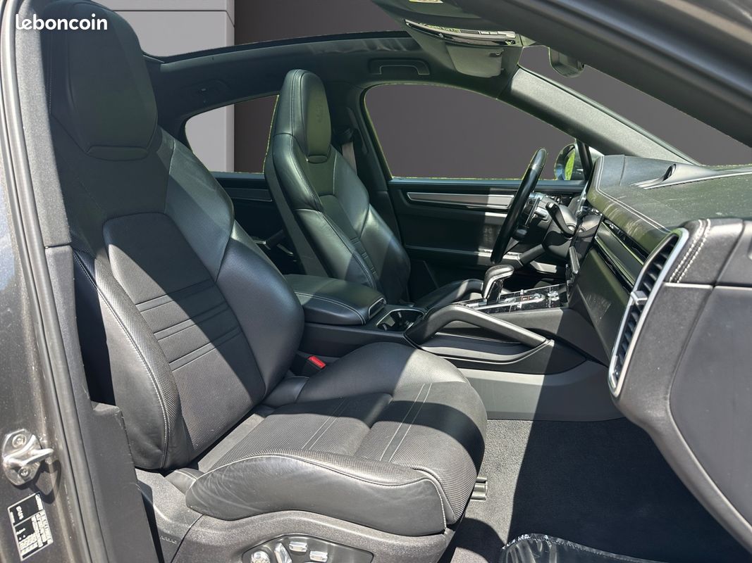 PORSCHE CAYENNE COUPE 3.0 V6 440 ch Tiptronic BVA S Garantie 12 Mois (image 10)