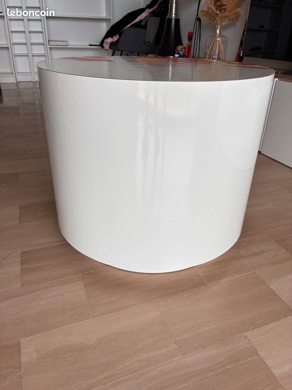 Table ronde design (image 3)