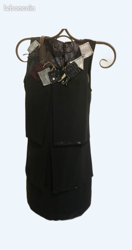 Robe Noire Sans Manches Desigual - Taille 36, Petit Lainage, Longueur Genou