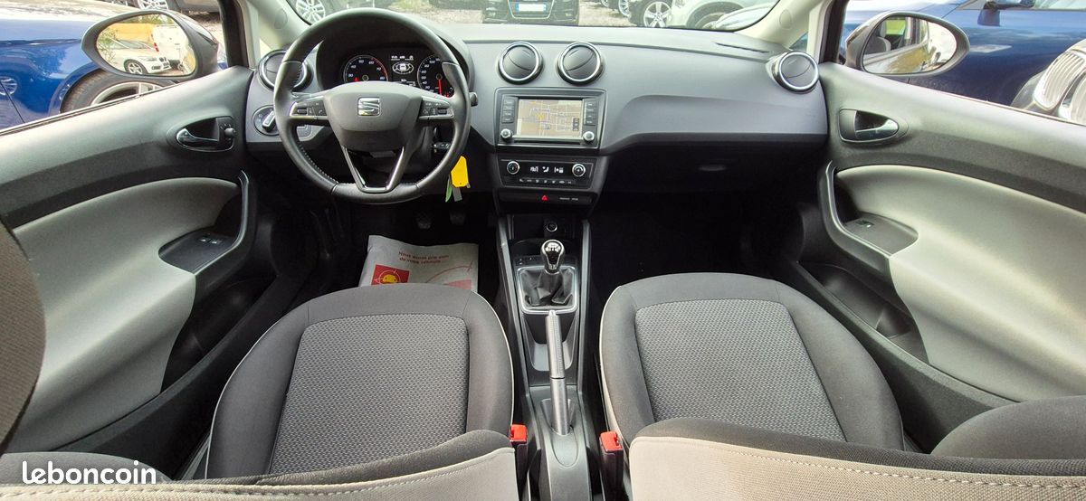 Tres belle seat ibiza 1.0 mpi 75 ch essence 2017 114 000 km 3 portes gps radar bluetooth 1er proprietaire entretien complet seat 7 990 (image 5)