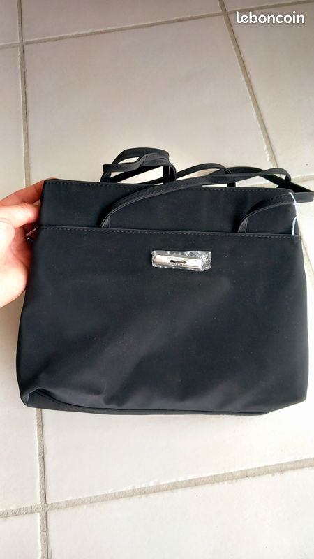 Sac à main international Scapin noir nylon TBE (image 1)