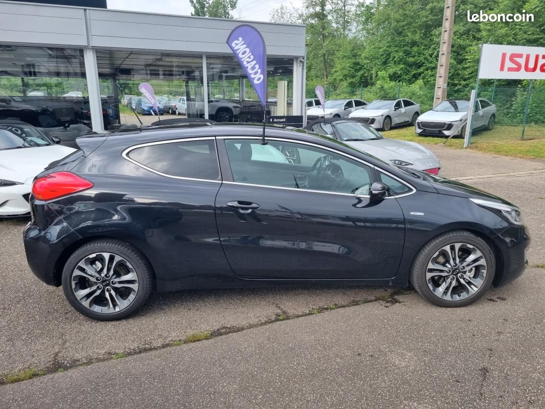 Kia Cee'd 1.6L GDI 135 ch BVM6 Premium (image 16)