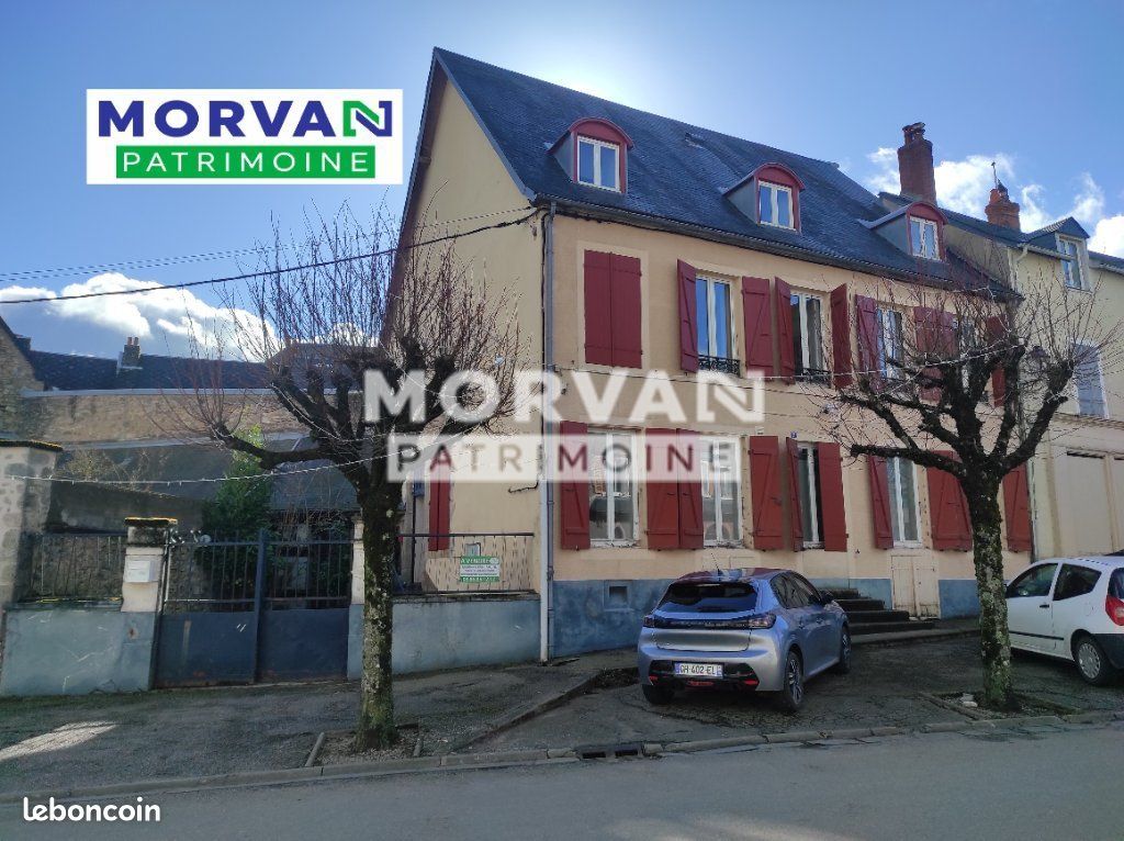Maison 17 pièces 208 m² · à Château-Chinon (ville) · 208 m² · 89 000 €
