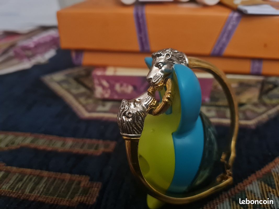Bracelet avec tete de lion (image 1)