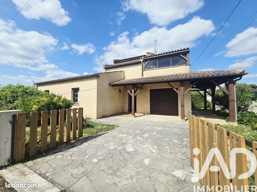 Maison 5 pièces 131 m² · à Montayral · 131 m² · 199 000 €