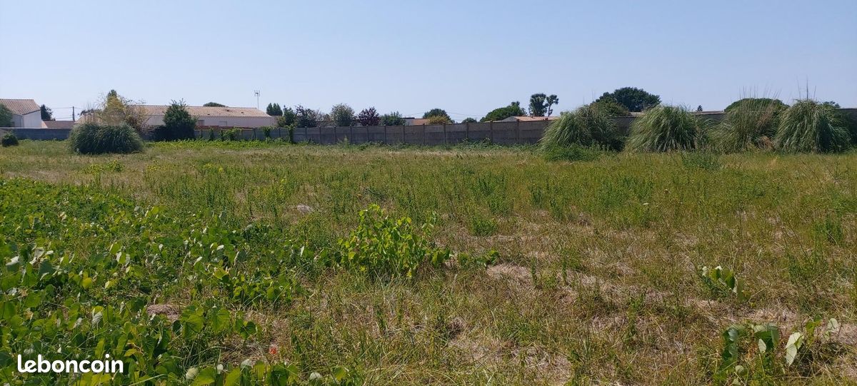 Terrain 2 950 m² Bourcefranc Le Chapus · à Bourcefranc-le-Chapus · 189 900 €
