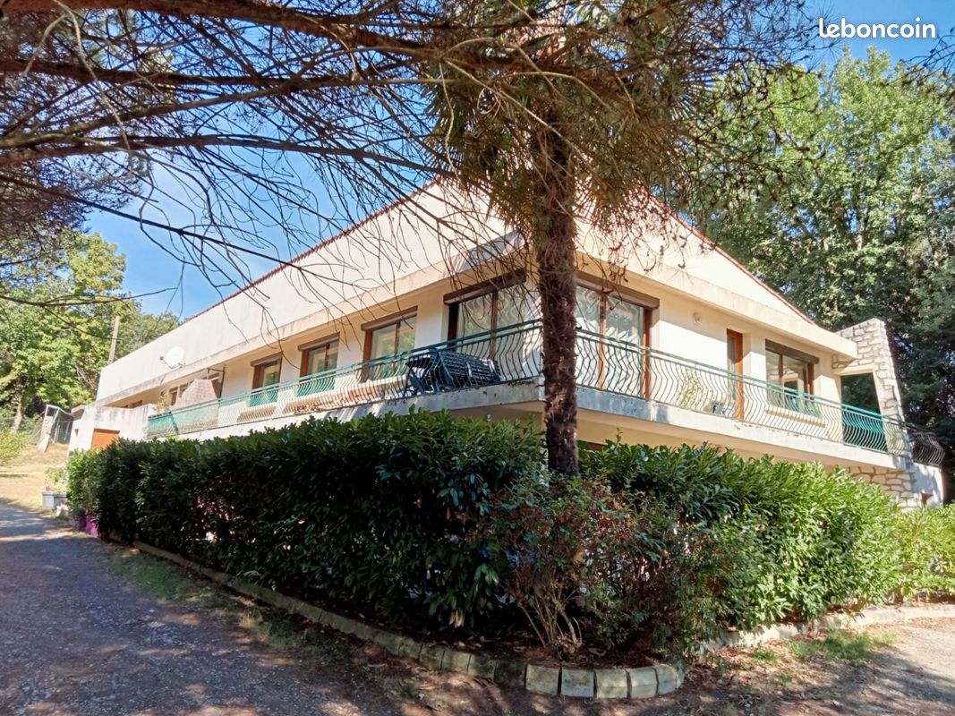 Appartement 4 pièces 82 m² · à Saujon · 82 m² · 150 000 €