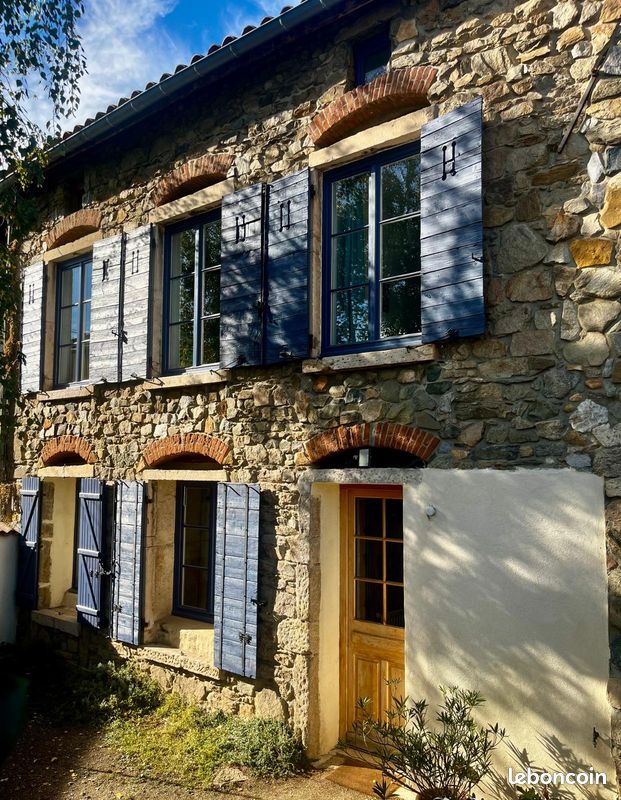 Maison 5 pièces 140 m² · à Vourles · 140 m² · 449 000 €