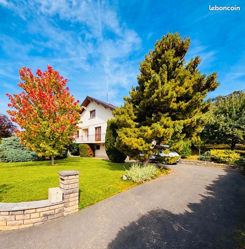Maison 7 pièces 160 m² · à Frotey-lès-Vesoul · 160 m² · 279 000 €