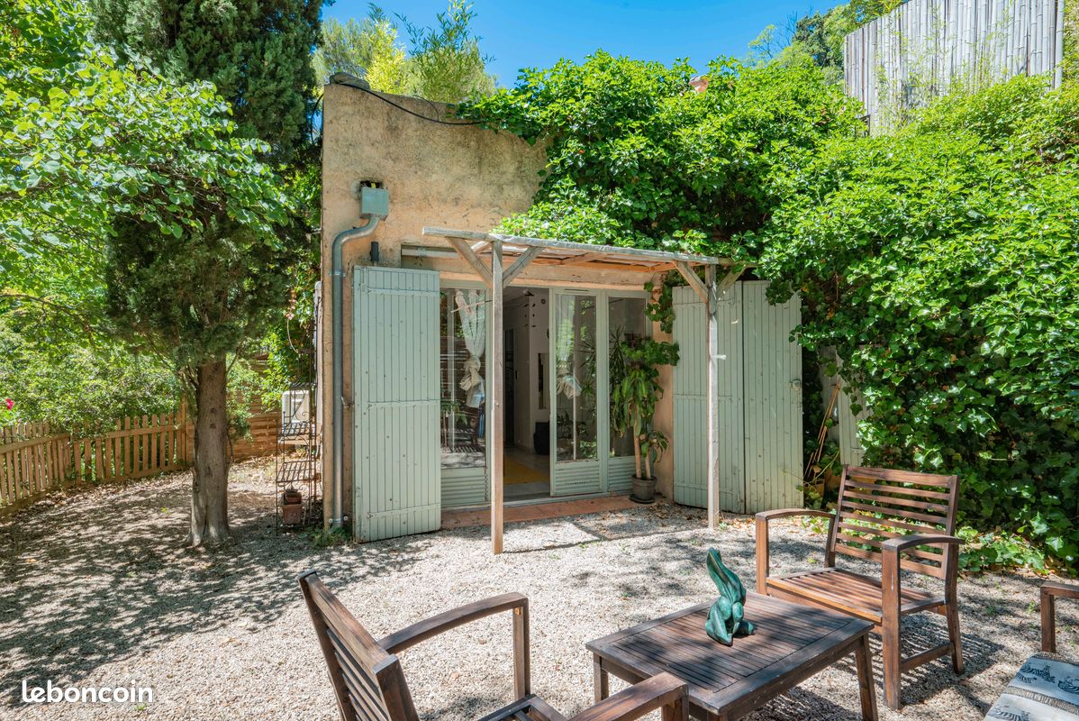 Appartement 1 pièce 23 m² · à Aix-en-Provence · 23 m² · 450 €/mois
