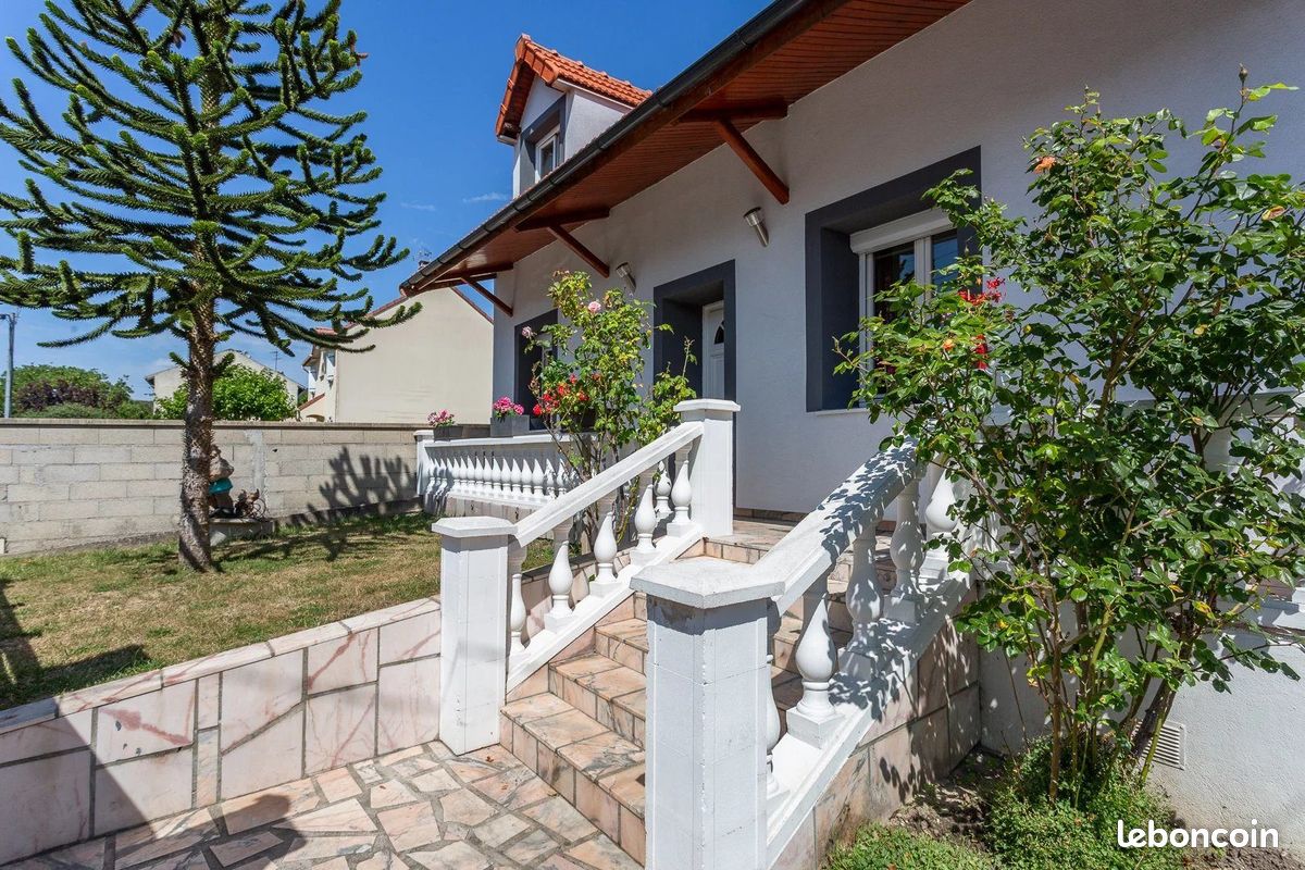 Maison 9 pièces 191 m² · à Morangis · 191 m² · 549 000 €