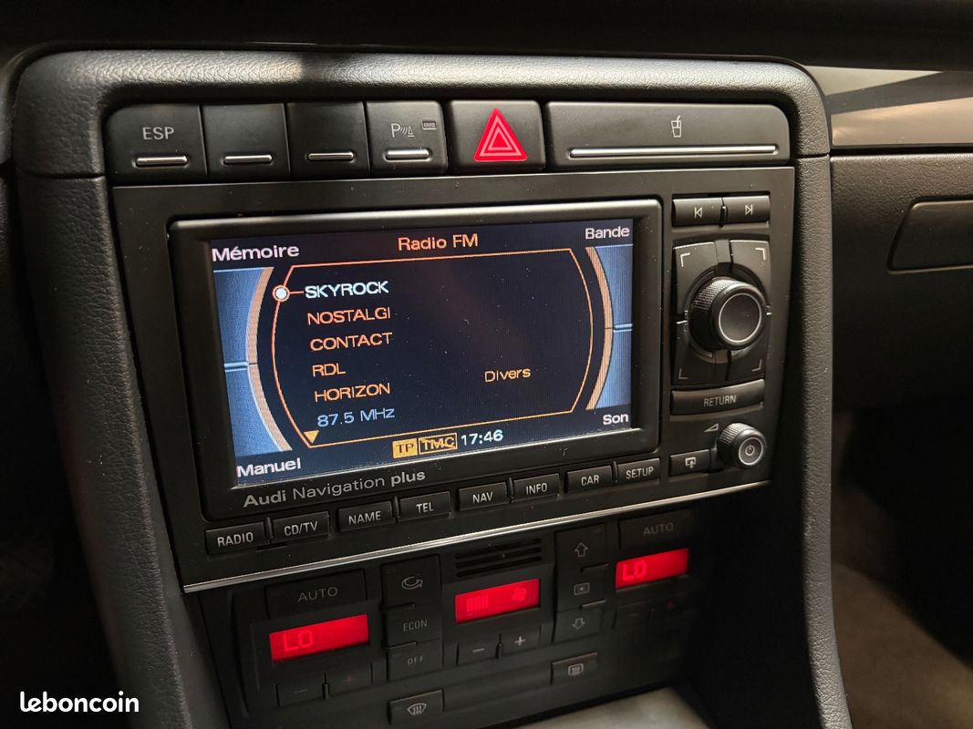 AUDI A4 A4 1.9 TDI S-Line / Carnet complet (image 27)