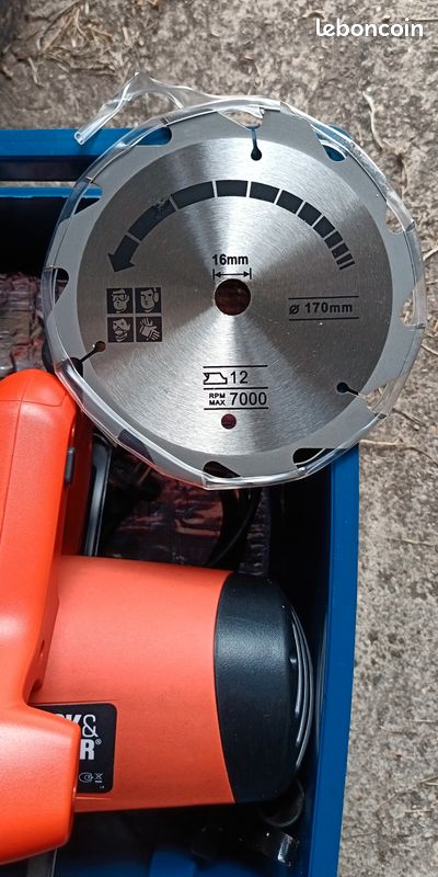 Scie circulaire filaire Black & Decker (image 4)