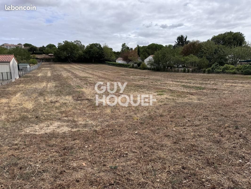 Terrain Fontenay Le Comte · à Fontenay-le-Comte · 81 500 €