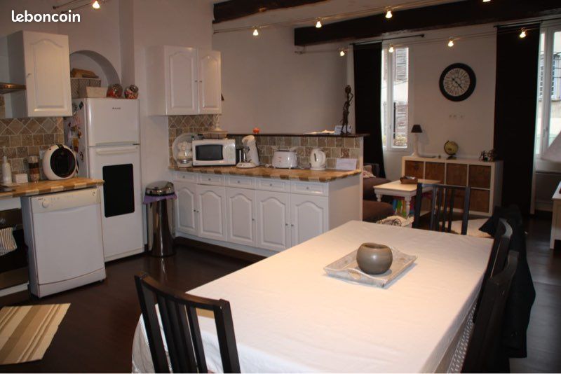 Appartement 3 pièces 75 m² · à Callas · 75 m² · 750 €