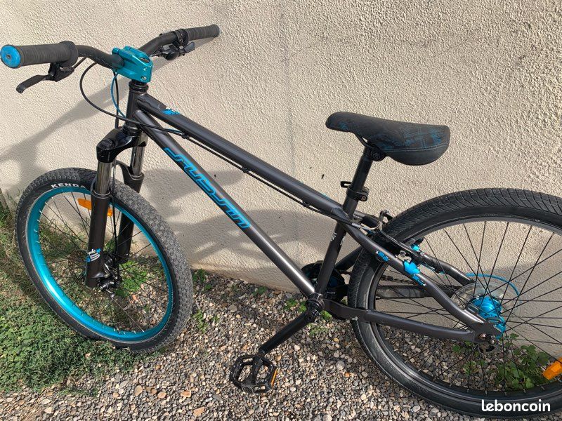 B Twin Subsin Triple Vtt Dirt Subsin Btwin Dirt Jump Online