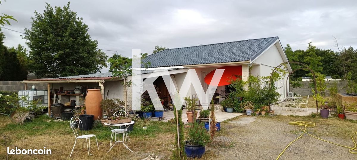 Maison 4 pièces 87 m² · à Saint-Just-Saint-Rambert · 87 m² · 57 600 €