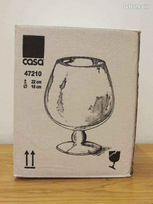 Verre a pied pour decoration (image 1)