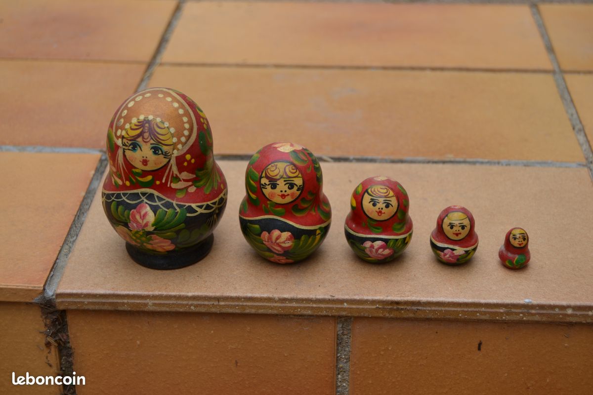 Poupées russes de collection Fille des champs- 5 pièces