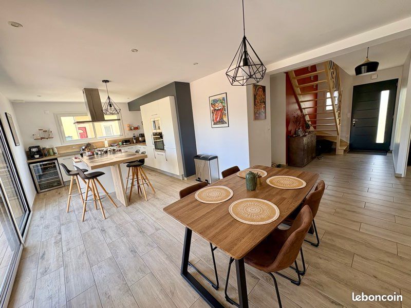 Maison 5 pièces 143 m² · à Mulsanne · 143 m² · 320 000 €