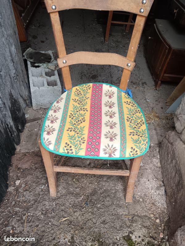 Chaises (image 1)