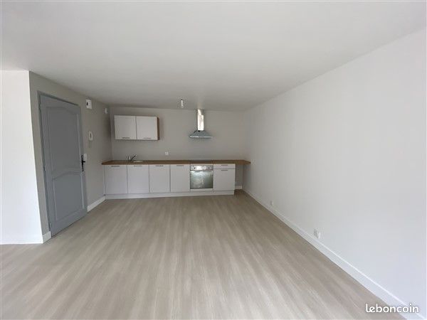 Appartement 3 pièces 59 m² - Beaulieu-sur-Dordogne 19120 (image principale 0)