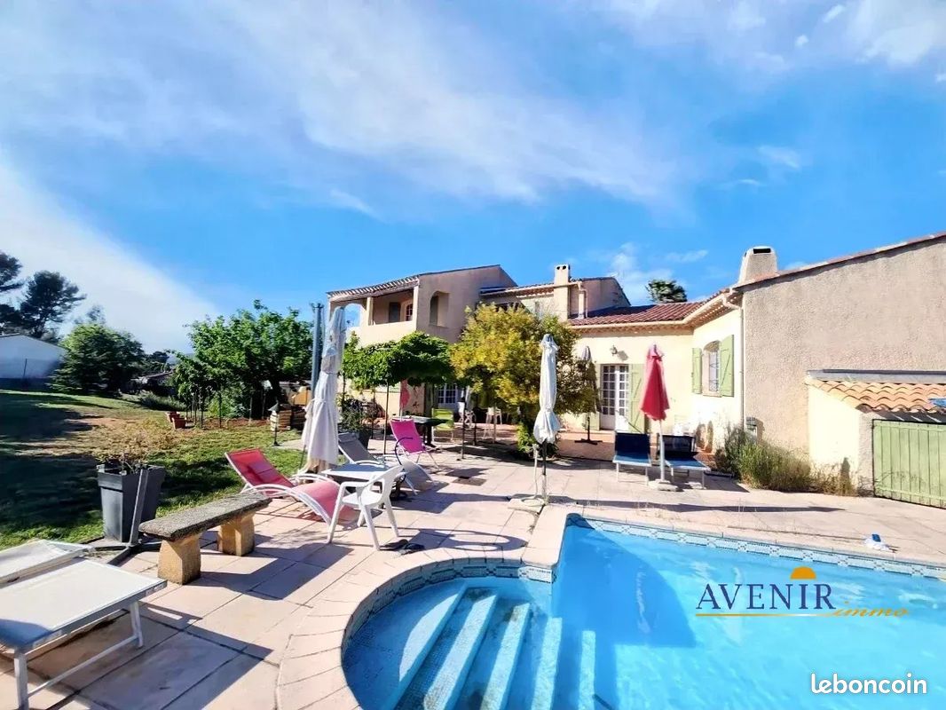 Maison 6 pièces 288 m² · à Allauch · 288 m² · 780 000 €