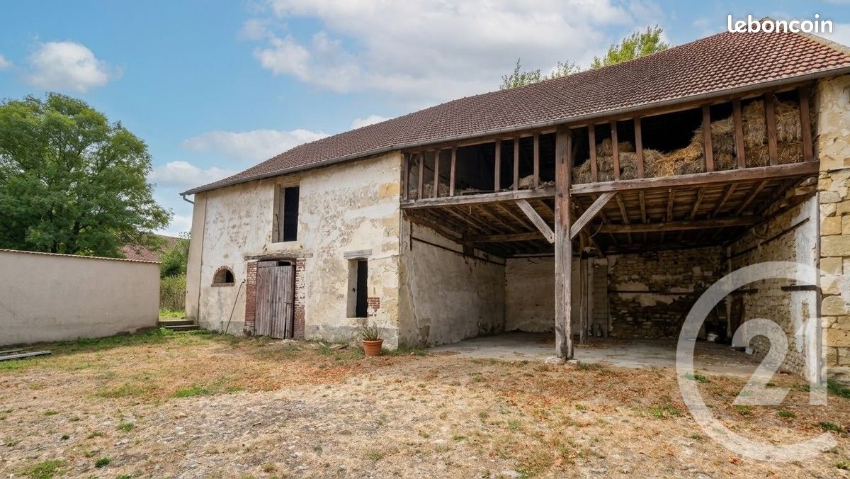 Maison 5 pièces 150 m² · à Vallangoujard · 150 m² · 115 000 €