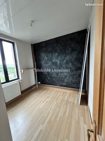 https://img.leboncoin.fr/api/v1/lbcpb1/images/dc/c6/15/dcc61504ca61c17bc223571dc057fe5669941d16.jpg?rule=ad-image