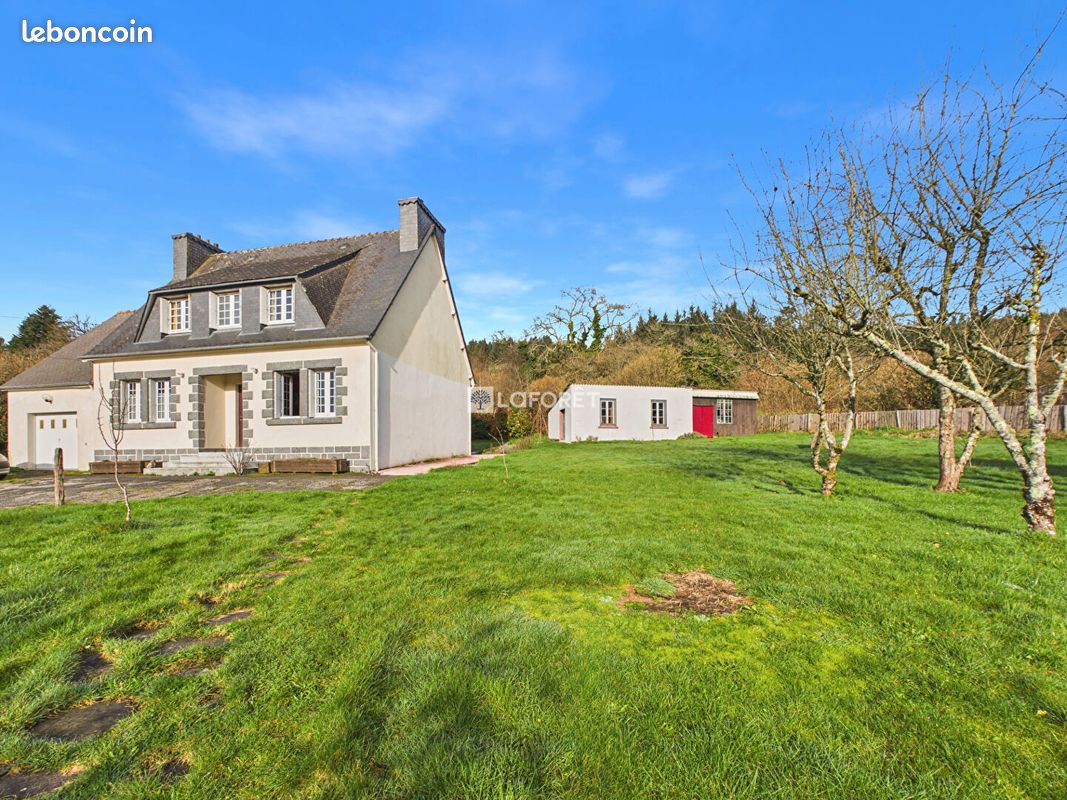 Maison 5 pièces 123 m² · à Saint-Rivoal · 123 m² · 181 000 €